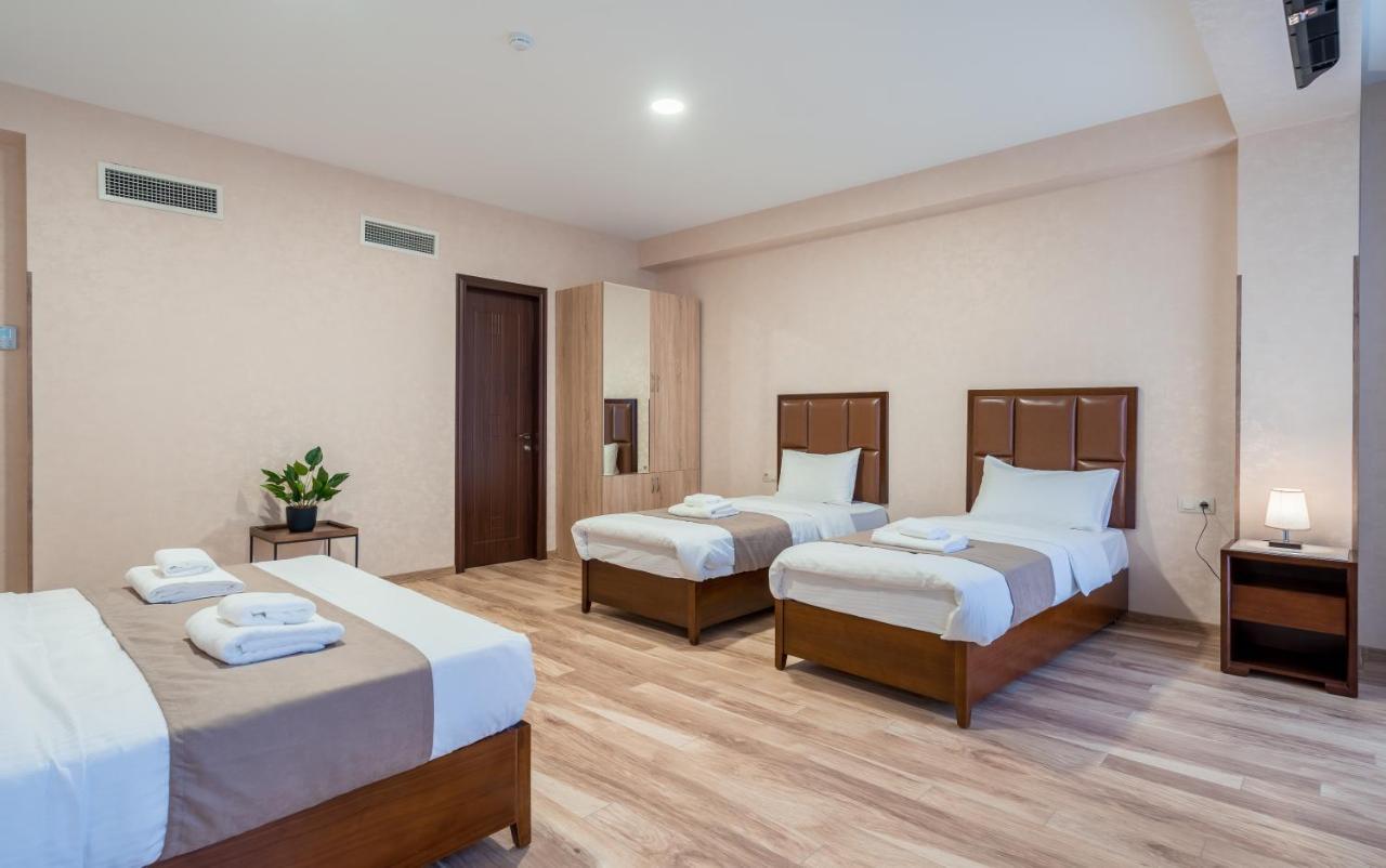 Aura Hotel Tiflis Exterior foto