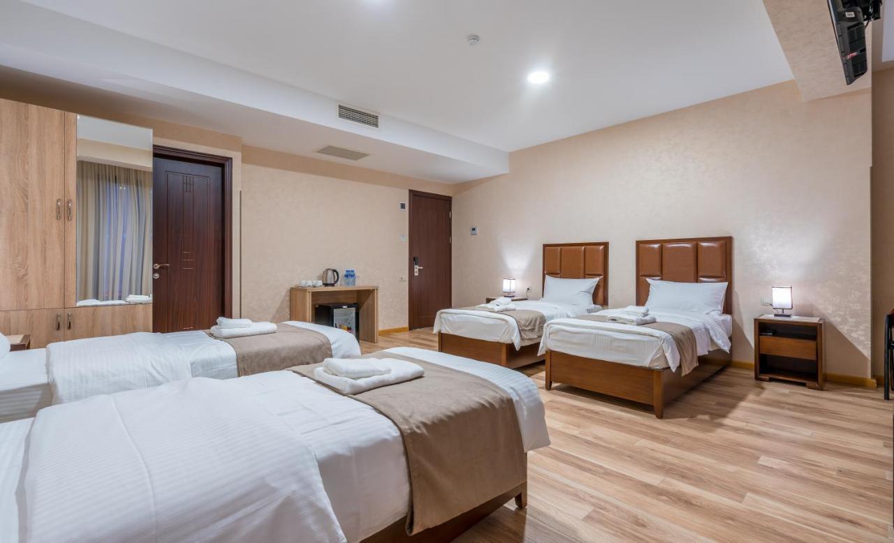 Aura Hotel Tiflis Exterior foto